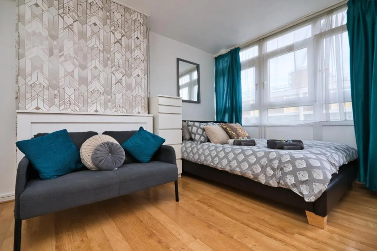 בית הארחה London Large Balcony Room